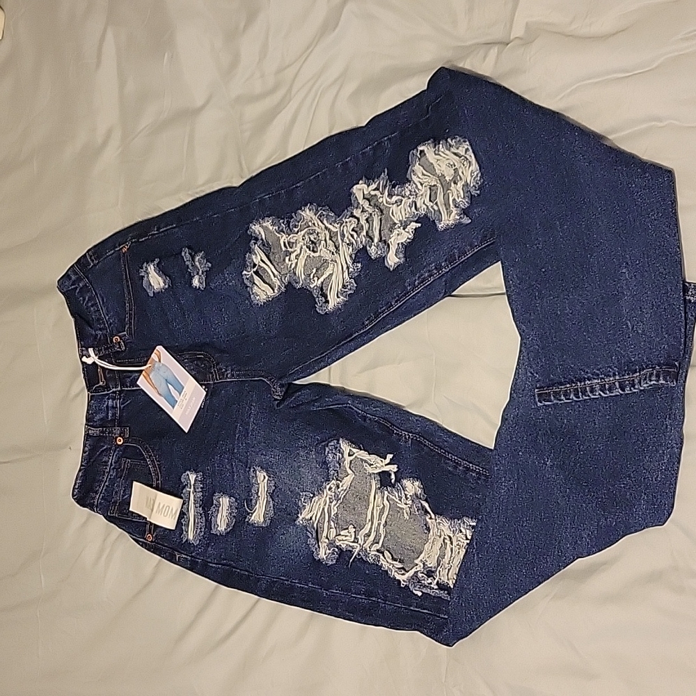 Ripped Mom Jeans